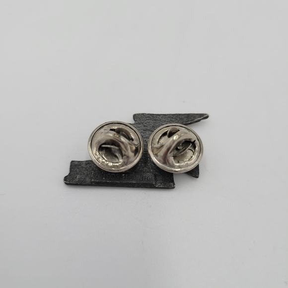 Harley Davidson Motorcycle Biker Rider Jacket Vest Eagle Metal Accessory Pin - Picture 2 of 4